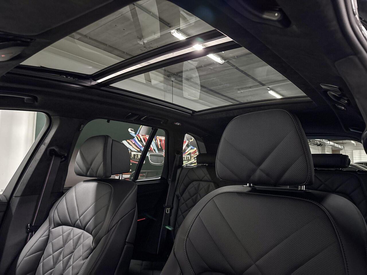 BMW X5 xDrive50e | M-Sport Pro | Travel Pack | Comfort Plus Pack | Driving Assistant | Harman/Kardon | Panoramadak | Soft-Close Portieren | Comfort Access | Trekhaak | Selections