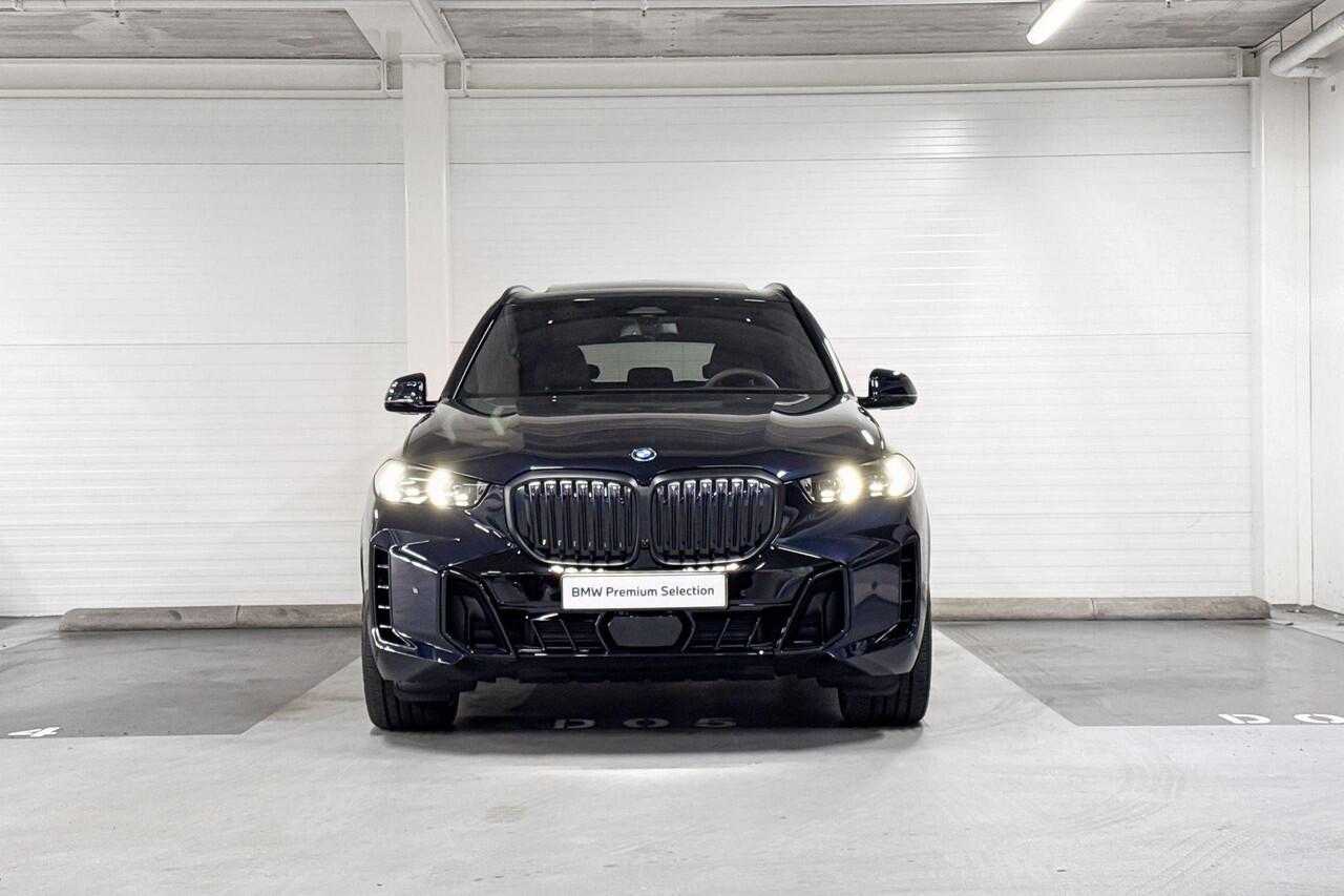 BMW X5 xDrive50e | M-Sport Pro | Travel Pack | Comfort Plus Pack | Driving Assistant | Harman/Kardon | Panoramadak | Soft-Close Portieren | Comfort Access | Trekhaak | Selections