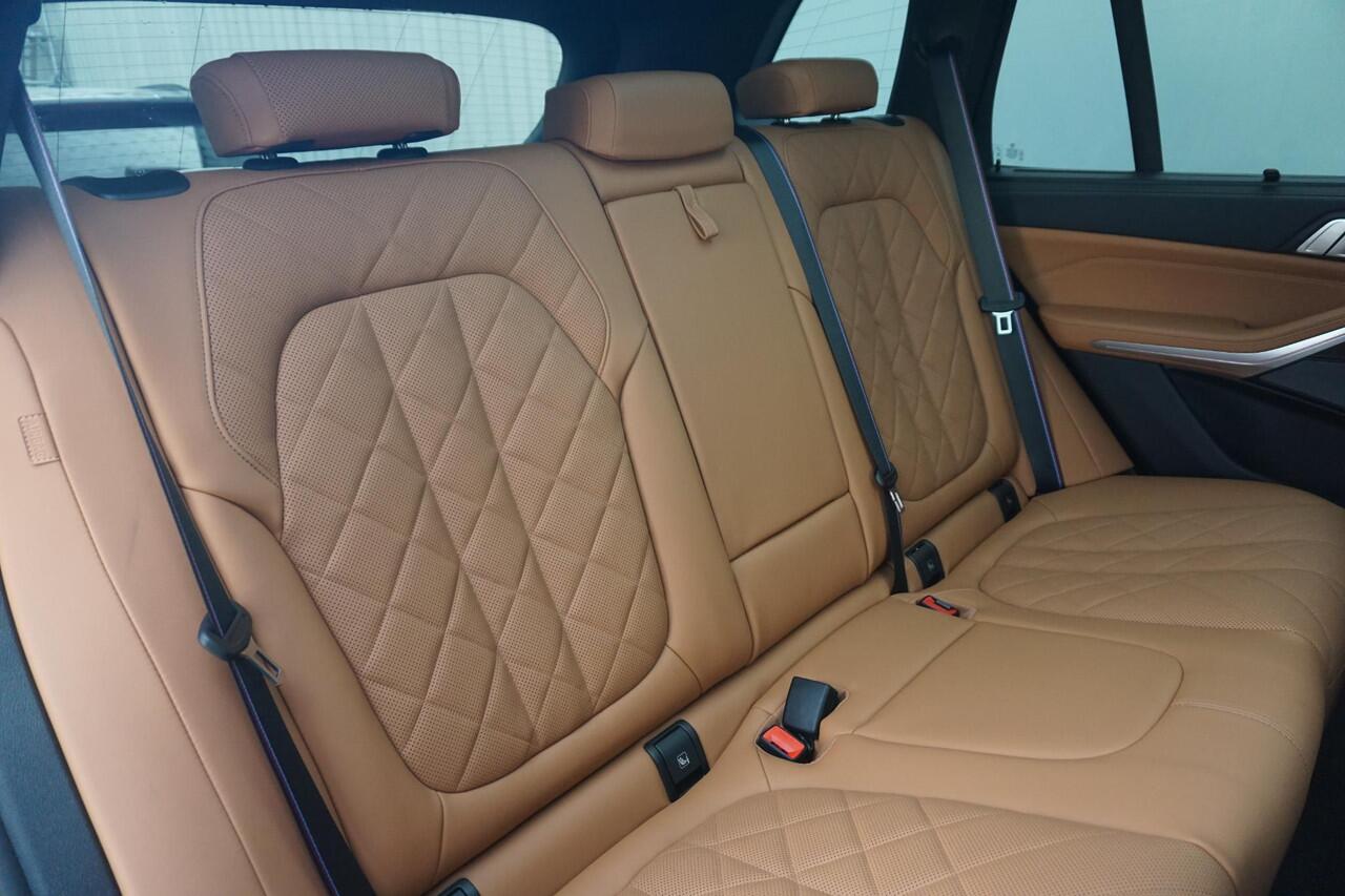 BMW X5 xDrive50e M Sportpakket Pro 21'' / Harman Kardon / Stoelventilatie / Panoramadak Sky Lounge / Soft Close