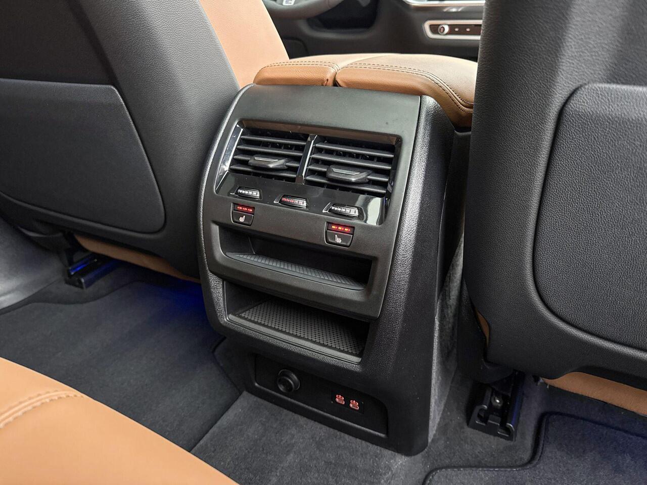 BMW X5 xDrive50e | M Sport Pro | Travel Pack | Innovation Pack | Comfort Pack | Trekhaak