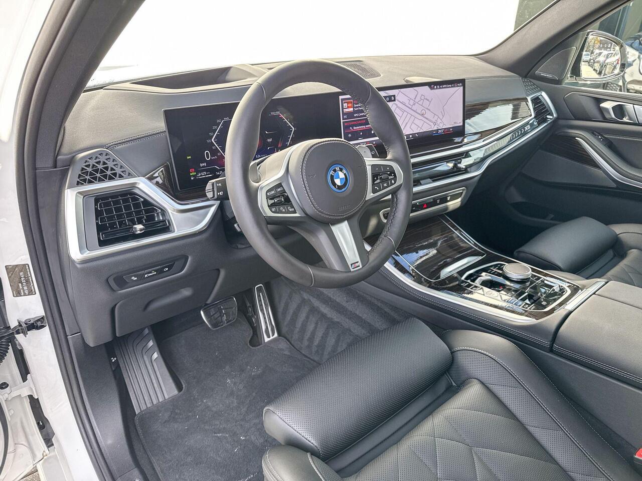 BMW X5 xDrive50e Travel Pack | Innovation Pack | M Sport | Trekhaak