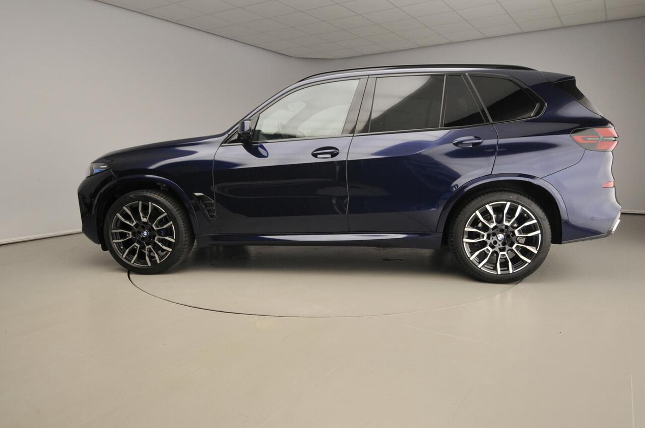 BMW X5 xDrive40d | M-Sportpakket LED | HUD | Schuifdak | Trekhaak | Comfortzetels | DAB | Harman-kardon sound | Alu 21 inch