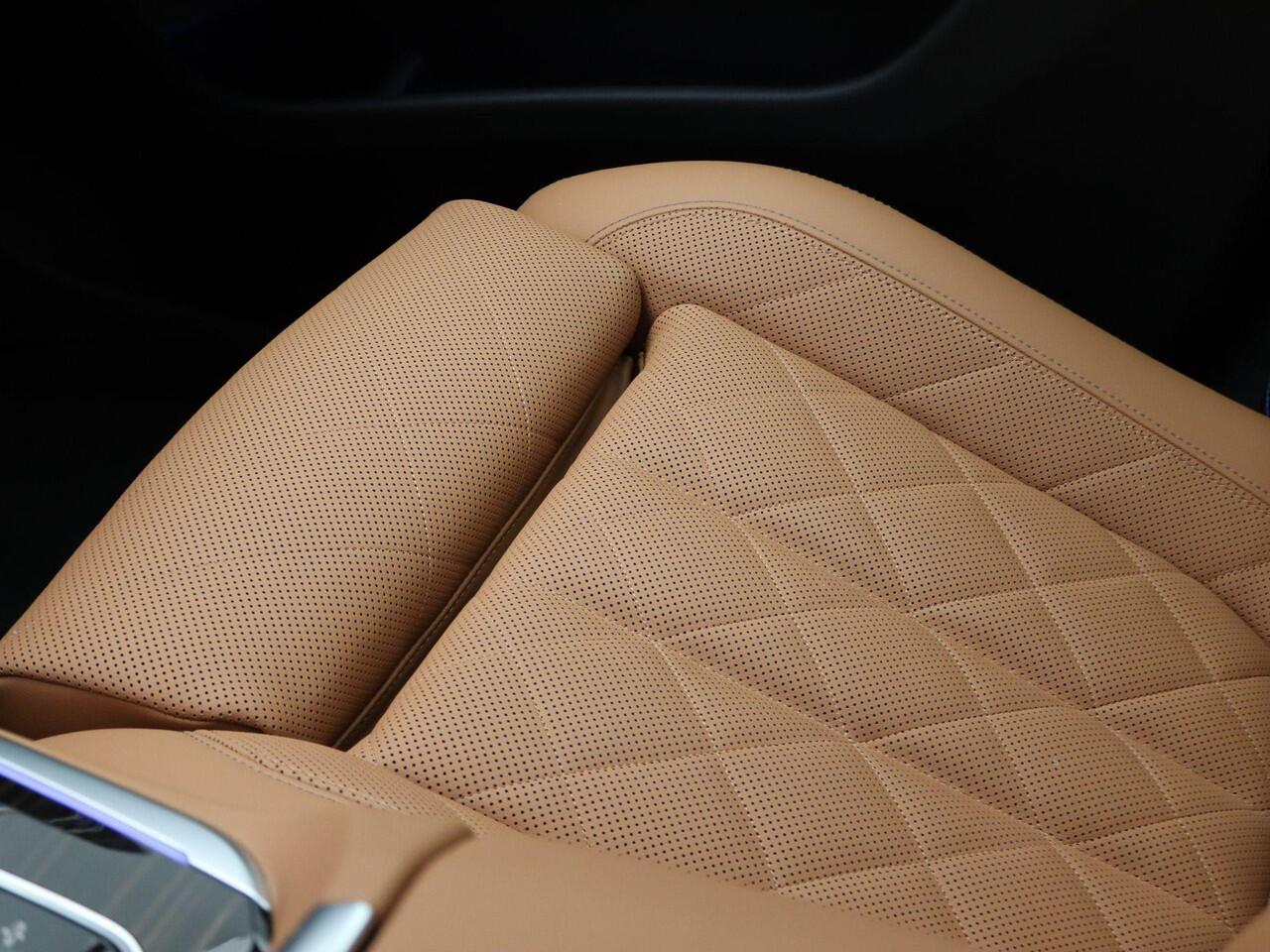 BMW X5 xDrive50e M Sportpakket Pro | Travel Pack | Innovation Pack | Trekhaak | Panoramadak | Harman Kardon | 20"