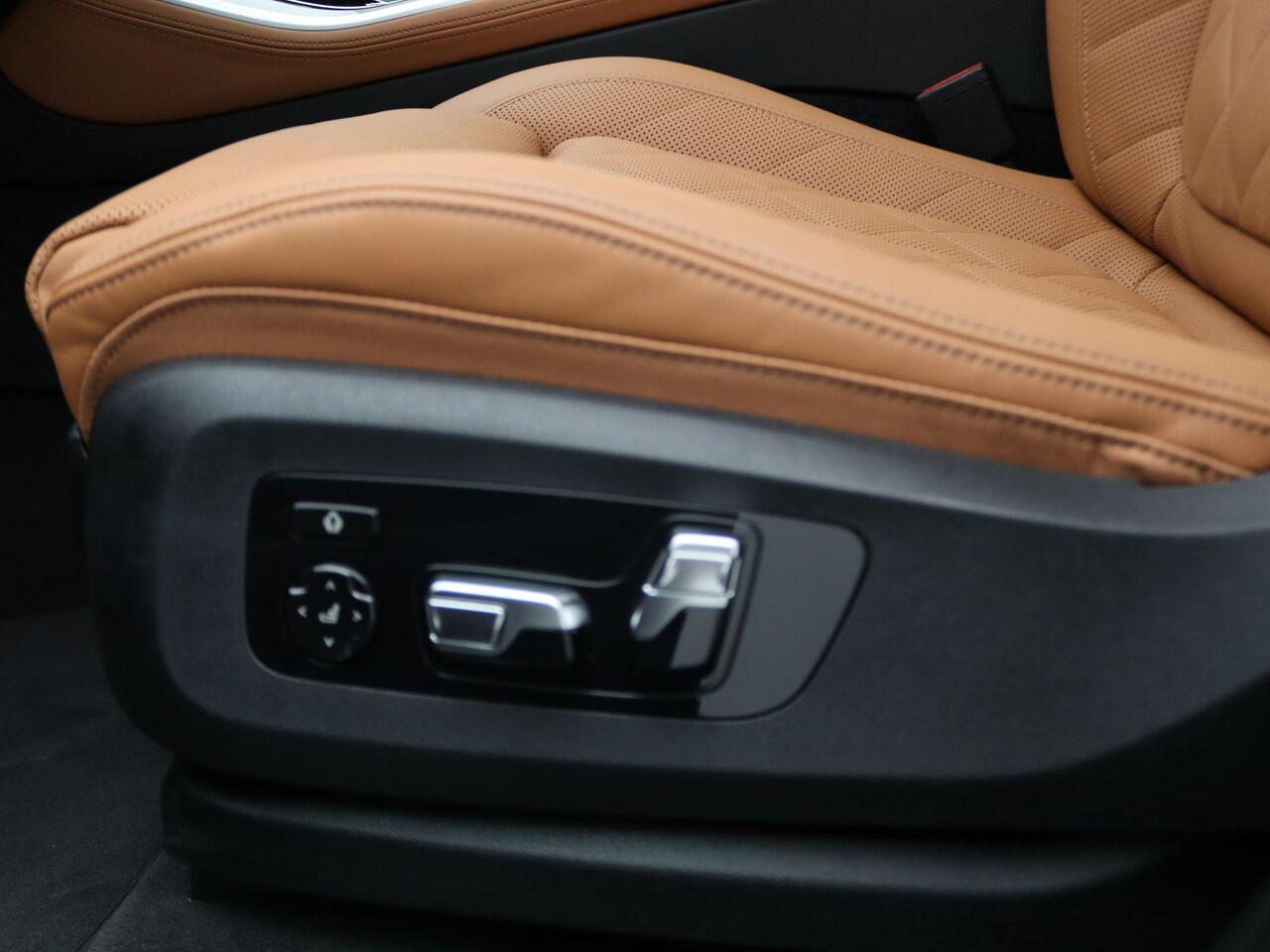 BMW X5 xDrive50e M Sportpakket Pro | Travel Pack | Innovation Pack | Trekhaak | Panoramadak | Harman Kardon | 20"