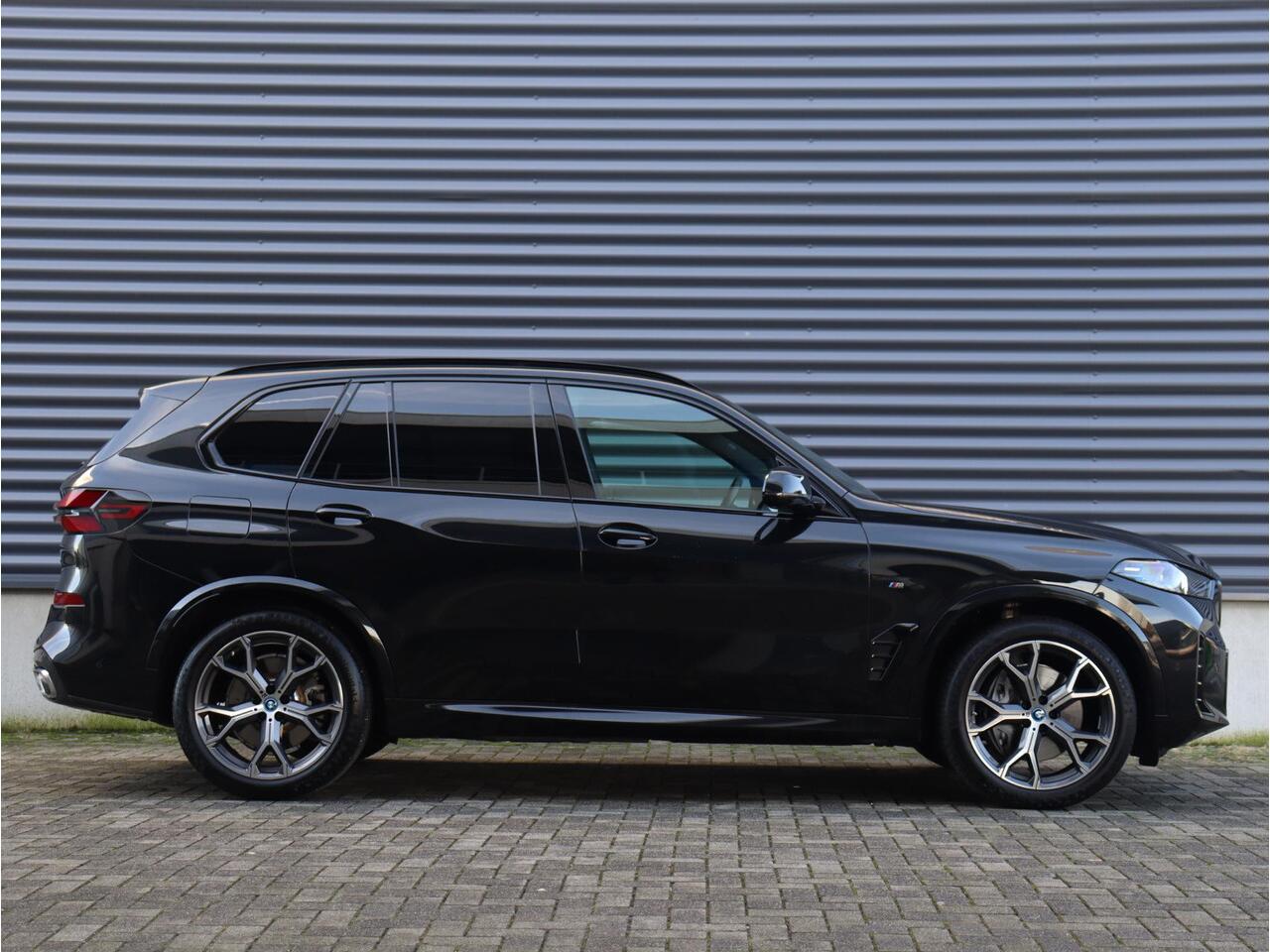 BMW X5 xDrive50e | High Executive | M Sportpakket | Panodak | Trekhaak | Driving Assistant Prof. | Head-Up | Harman Kardon | Soft Close | Stoelventilatie | 21'' LMV