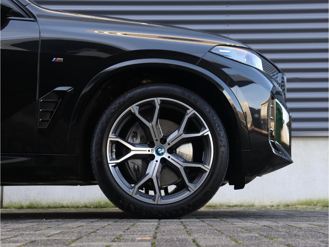 BMW X5 xDrive50e | High Executive | M Sportpakket | Panodak | Trekhaak | Driving Assistant Prof. | Head-Up | Harman Kardon | Soft Close | Stoelventilatie | 21'' LMV