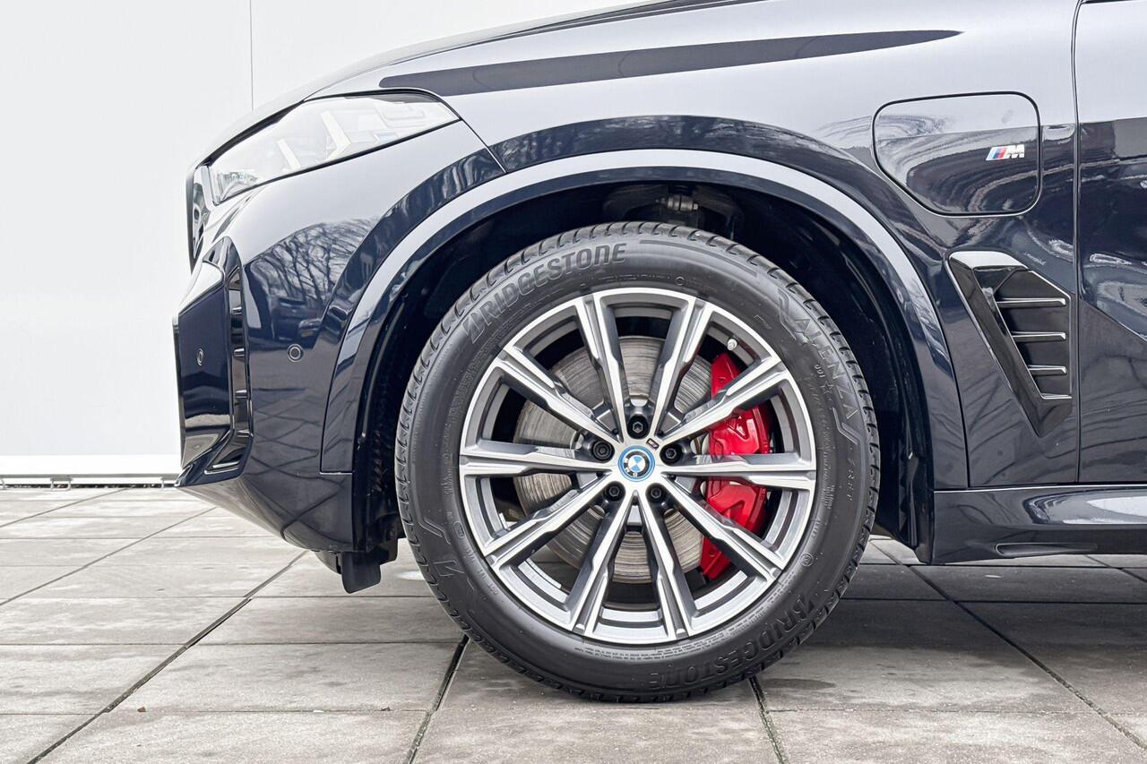 BMW X5 xDrive50e M-Sport / 20 inch / Soft-Close Portieren / Glazen Schuifdak / Driving Assistant / Harman Kardon