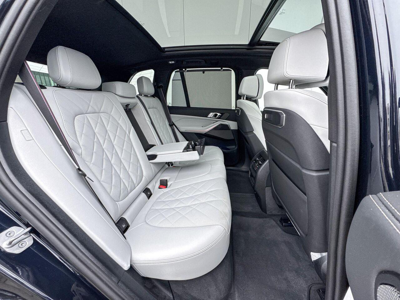 BMW X5 xDrive50e M-Sport / 20 inch / Soft-Close Portieren / Glazen Schuifdak / Driving Assistant / Harman Kardon