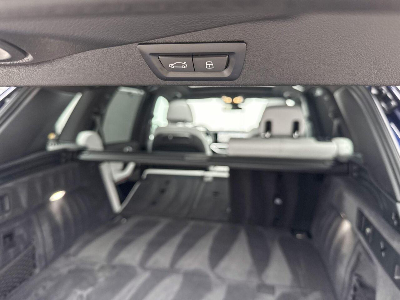 BMW X5 xDrive50e M-Sport / 21inch / Soft Close / Driving Assistant Prof / Glazen schuifdak / Getinte Ramen / Stoelventilatie / Stoelverwarming / Trekhaak