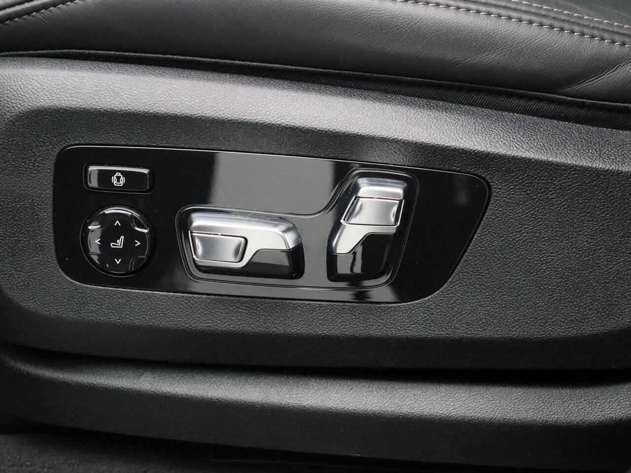 BMW X5 xDrive50e M Sportpakket Pro | Comfort Plus Pack | Panoramadak Sky Lounge | Harman Kardon | Driving Assist Prof | 21"