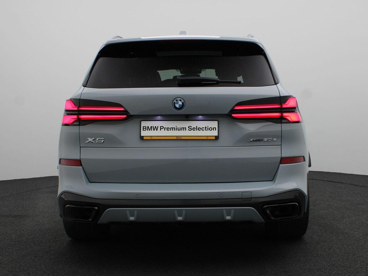 BMW X5 xDrive50e M Sportpakket Pro | Comfort Plus Pack | Panoramadak Sky Lounge | Harman Kardon | Driving Assist Prof | 21"