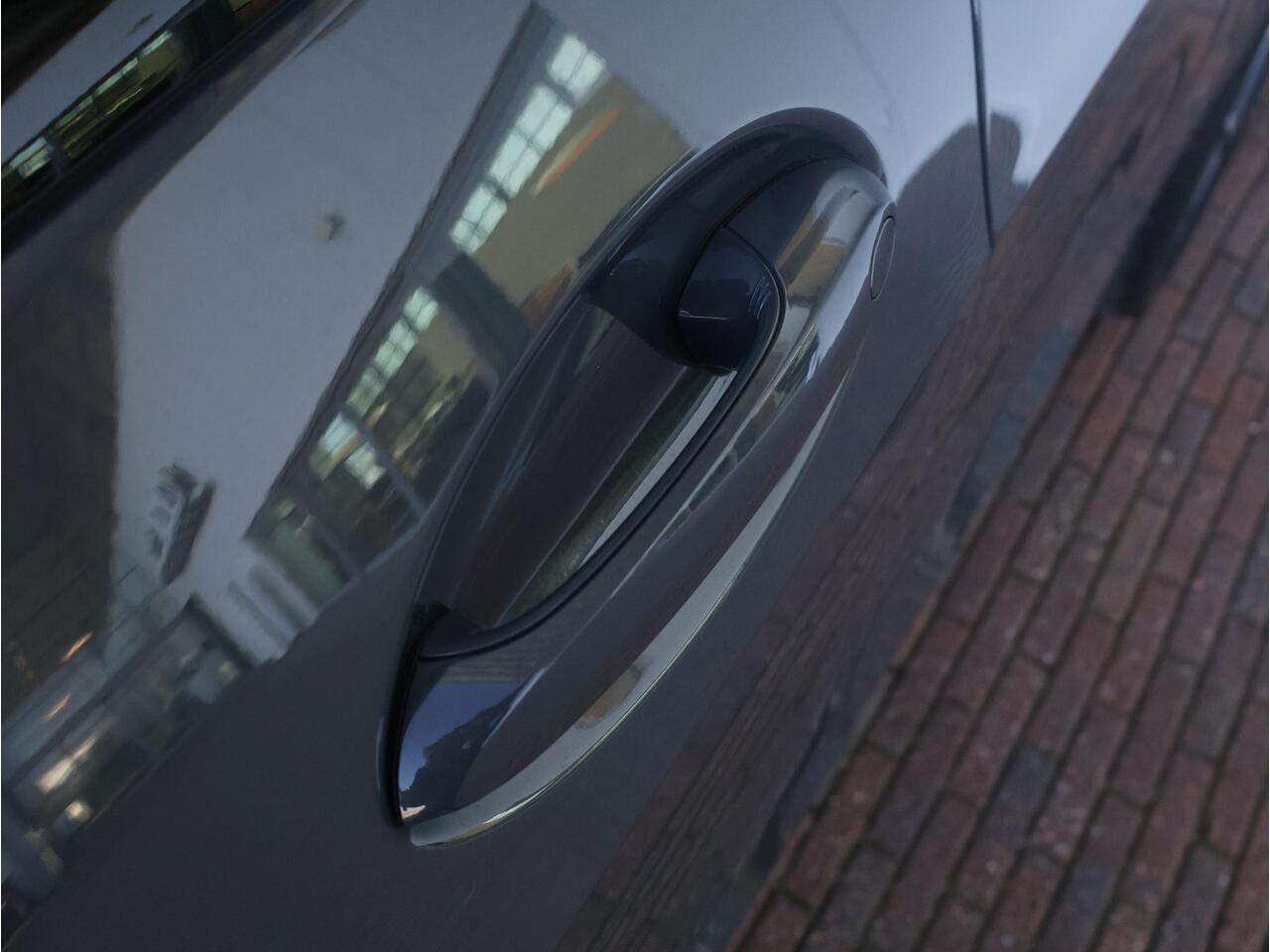 BMW X5 xDrive50e M Sportpakket Pro | Innovation Pack | Glazen panoramadak Sky Lounge | Comfortstoelen | Driving Assist Prof. | 21"