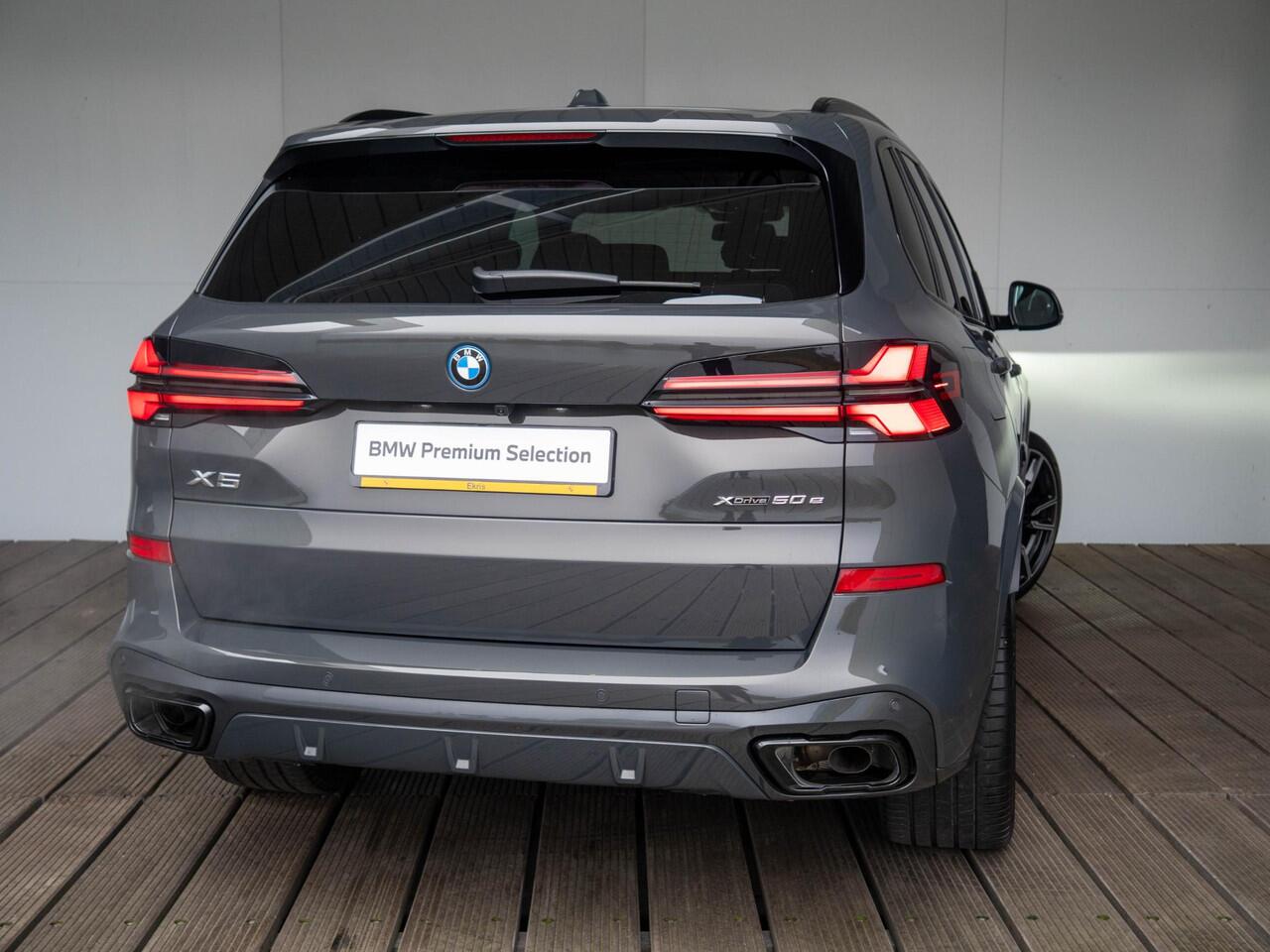 BMW X5 xDrive50e | M Sportpakket Pro | Innovation Pack | Comfort Access | Soft-Close | Sky Lounge | Harman Kardon | Trekhaak