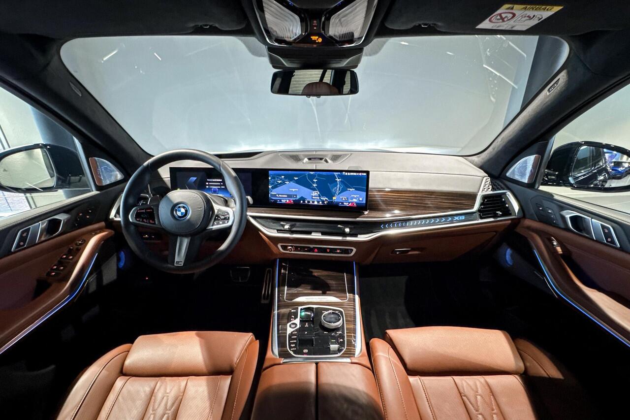BMW X5 xDrive50e | M Sport Pro | Glazen Panoramadak | Bowers & Wilkins | Sky Lounge | Trekhaak |