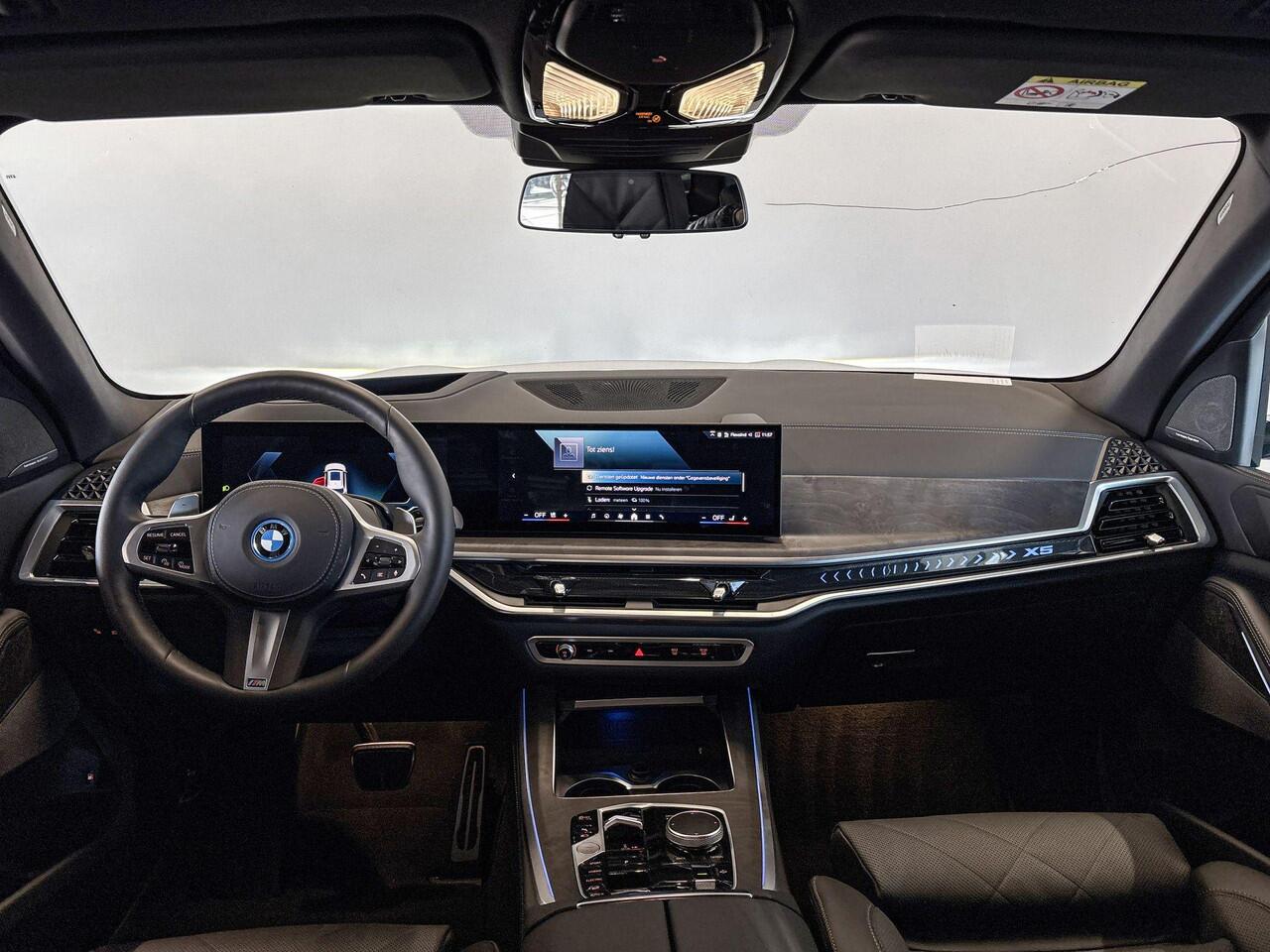 BMW X5 xDrive50e - M Sport Pro | Innovation Pack | Trekhaak | Driving Assistant Professional | Comfortstoelen