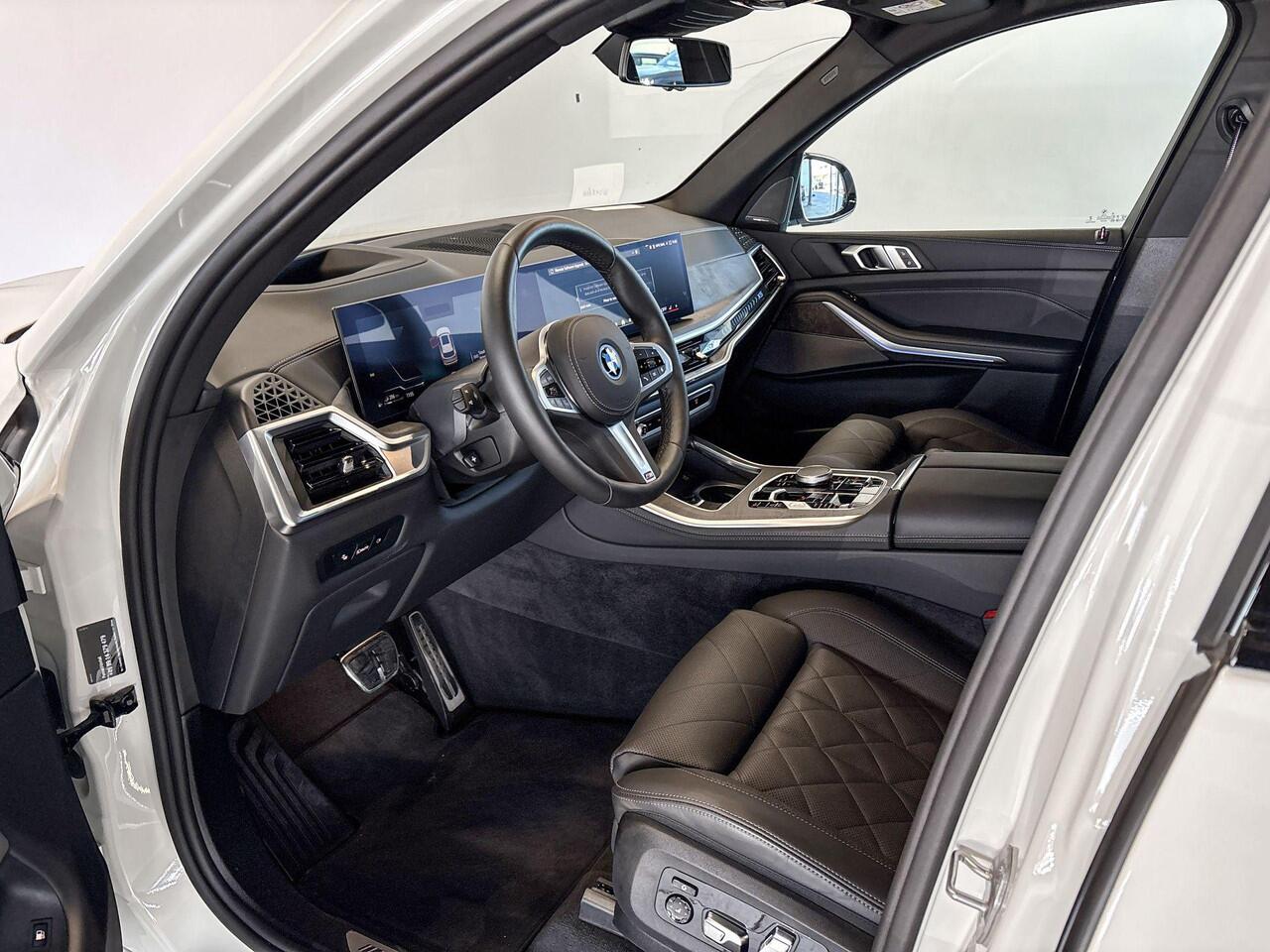 BMW X5 xDrive50e - M Sport Pro | Innovation Pack | Trekhaak | Driving Assistant Professional | Comfortstoelen