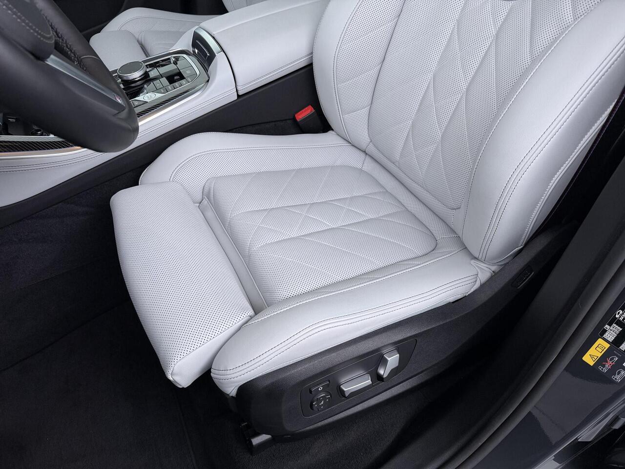 BMW X5 xDrive50e M-Sport Pro | Adaptive Cruise | Panorama skylounge | Trekhaak | Harman/Kardon | 22" | Soft-Close |