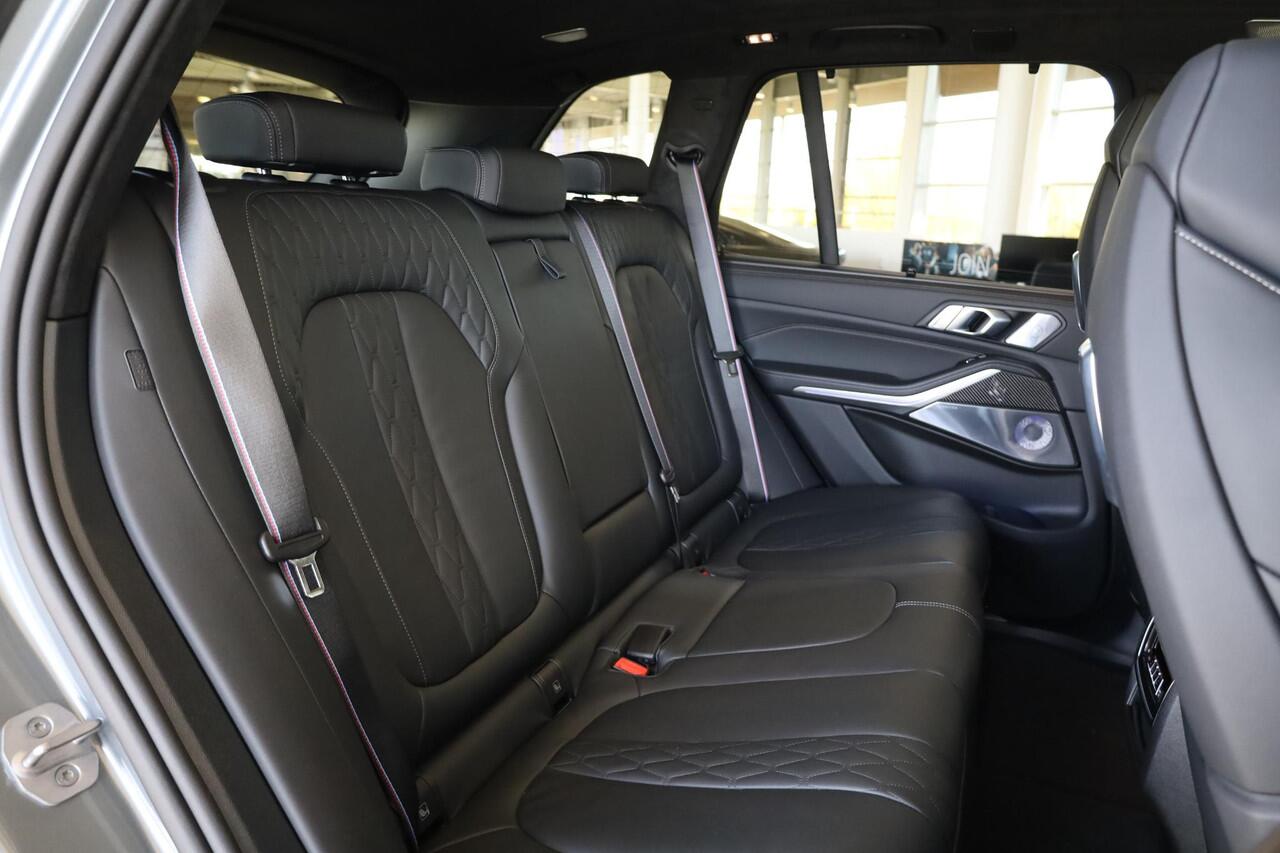BMW X5 M60i xDrive | Adaptief M Onderstel Professional | M Sportpakket Pro | Trekhaak | Stoelventilatie | Active Steering | Bowers & Wilkins