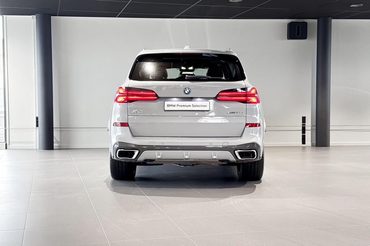 BMW X5 xDrive50e | M Sport | Glazen Panoramadak | Stoelverwarming | Comfort Access | Trekhaak |