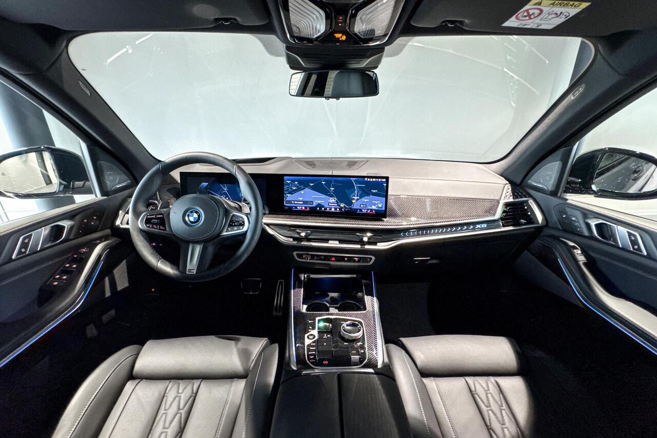 BMW X5 xDrive50e | M Sport Pro | Glazen Panoramadak | Harman Kardon | Soft-close | Trekhaak |