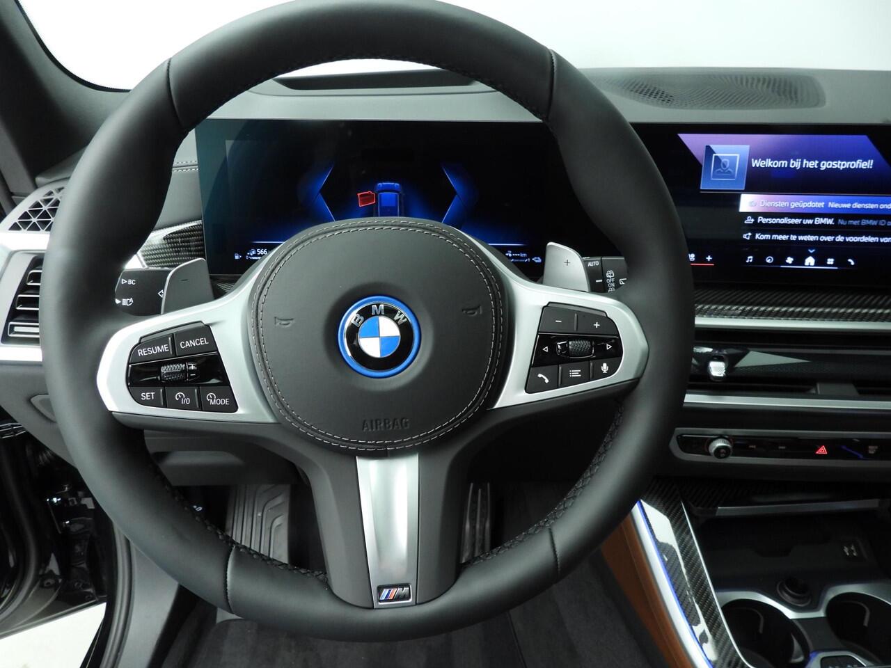 BMW X5 xDrive50e | M-Sportpakket | LED | Leder | HUD | Active cruise | Trekhaak | Schuifdak | Comfortzetels | DAB | Harman-kardon sound | Alu 22 inch