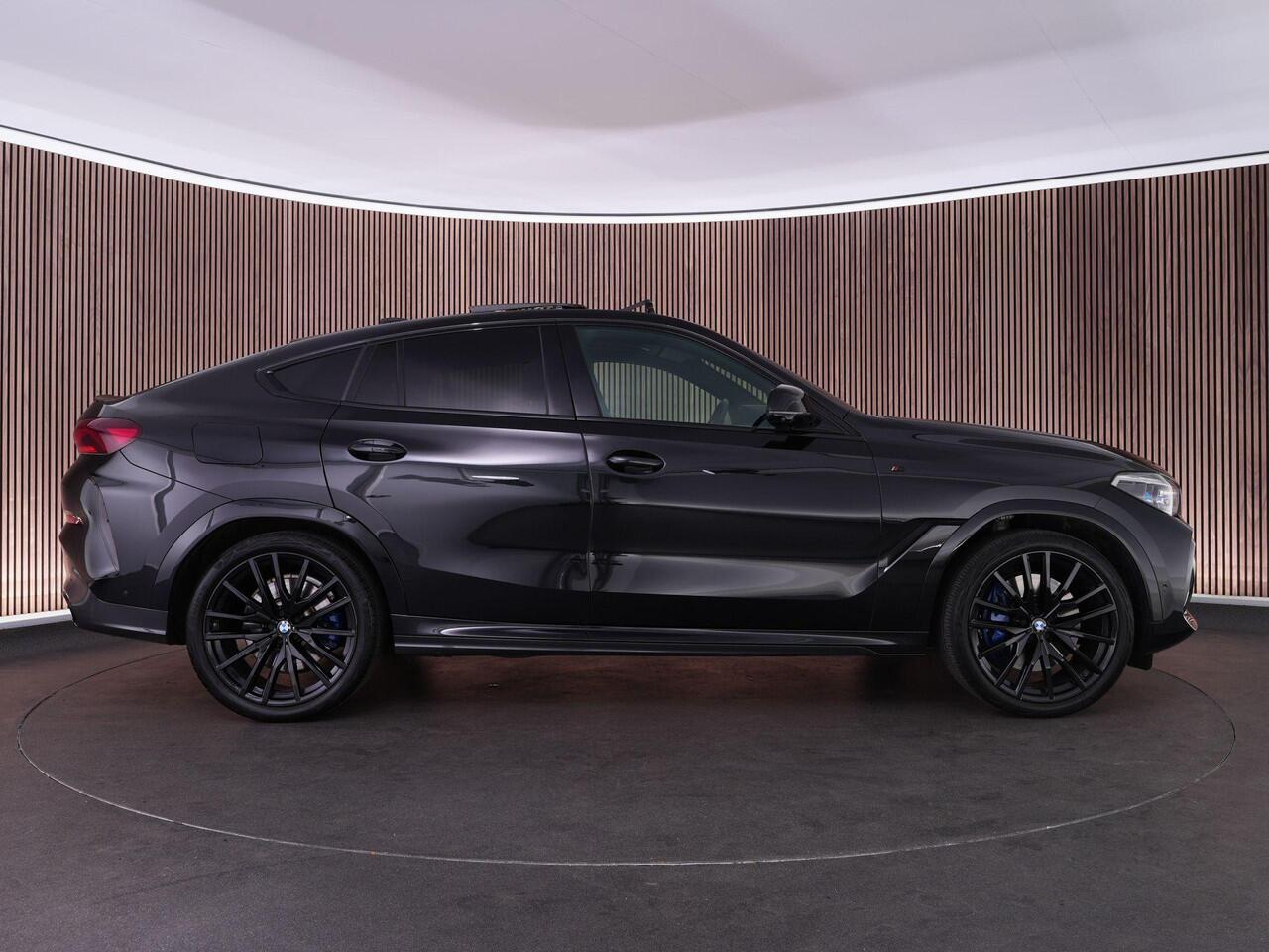 BMW X6 xDrive40i 340pk High Executive |M Sport|Org. NL auto|HUD|pano|meesturende achteras|laser|memory|Harman Kardon|softclose|stoelventilatie|luchtvering|stoelverwarming|stuurwielverw.|22 inch|
