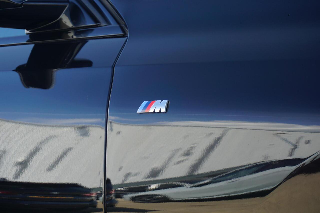 BMW X6 xDrive40i M Sportpakket 22'' / Panoramadak / Driving Assistant Professional / Head-Up Display