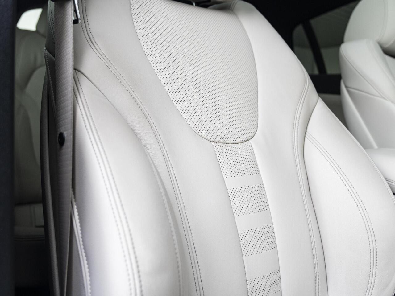 BMW X6 xDrive40i | M Sportpakket | Innovationspakket | Comfort Access | Achteruitrijcamera | Sky Lounge | Head-Up Display | Harman Kardon | Trekhaak | Lentevoordeel