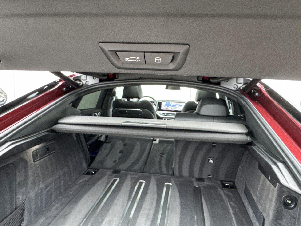 BMW X6 xDrive40i M Sport | Bowers & Wilkins | Trekhaak