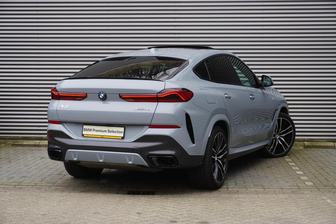 BMW X6 xDrive40i M Sportpakket Pro | Comfort Plus Pakket | Bowers & Wilkins High End Sound System | Driving Assistant Professional | Glazen panoramadak Sky Lounge | 22" lichtmetalen velg dubbele spaak 742M | M sportuitlaatsysteem