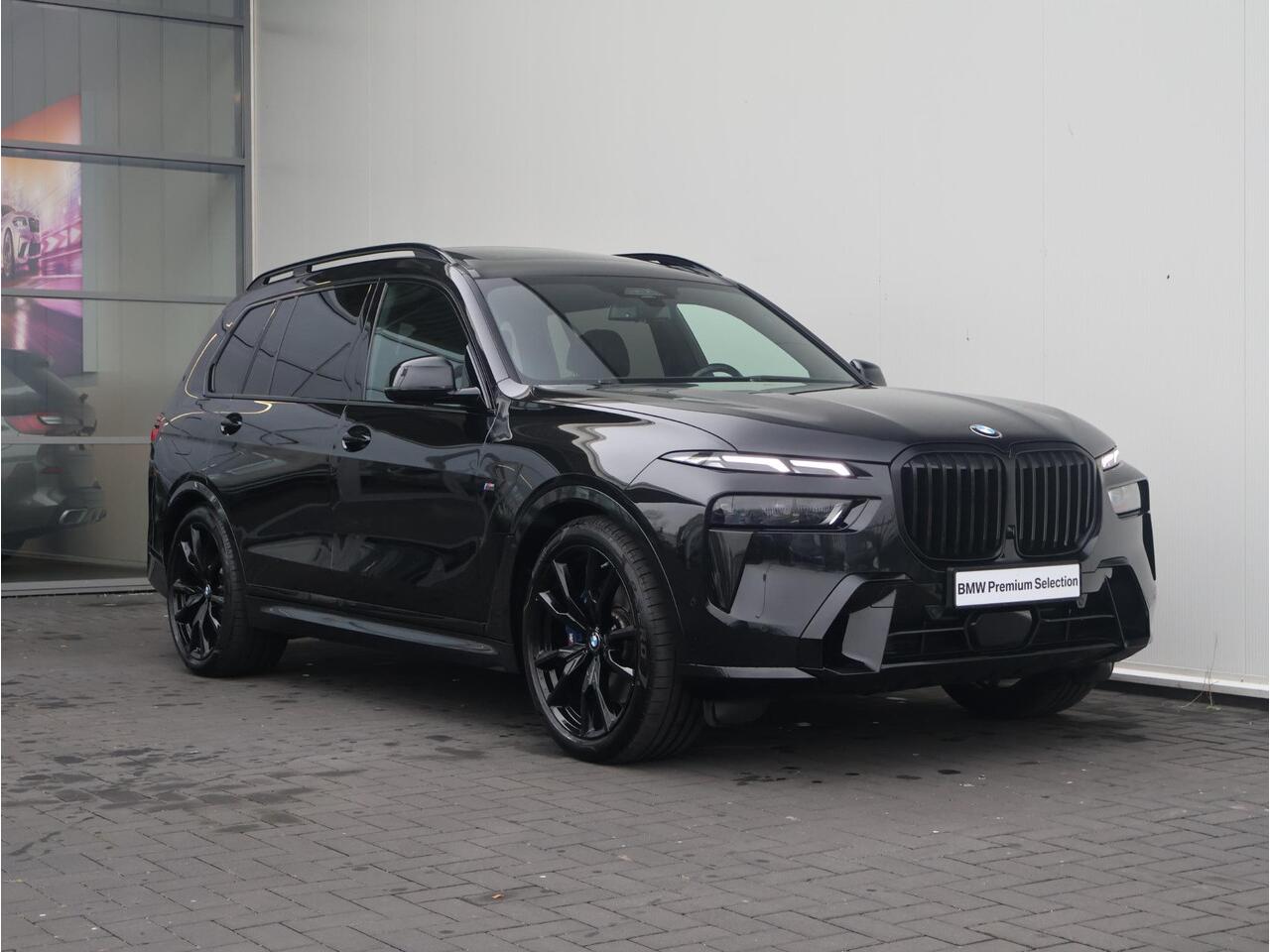 BMW X7 xDrive40d M Sportpakket Pro/ 22 inch LM/ Comfort Access/ Soft-Close/ Elektrische Trekhaak/ panoramadak Sky Lounge/ Harman-Kardon/ Driving Assistant Professional