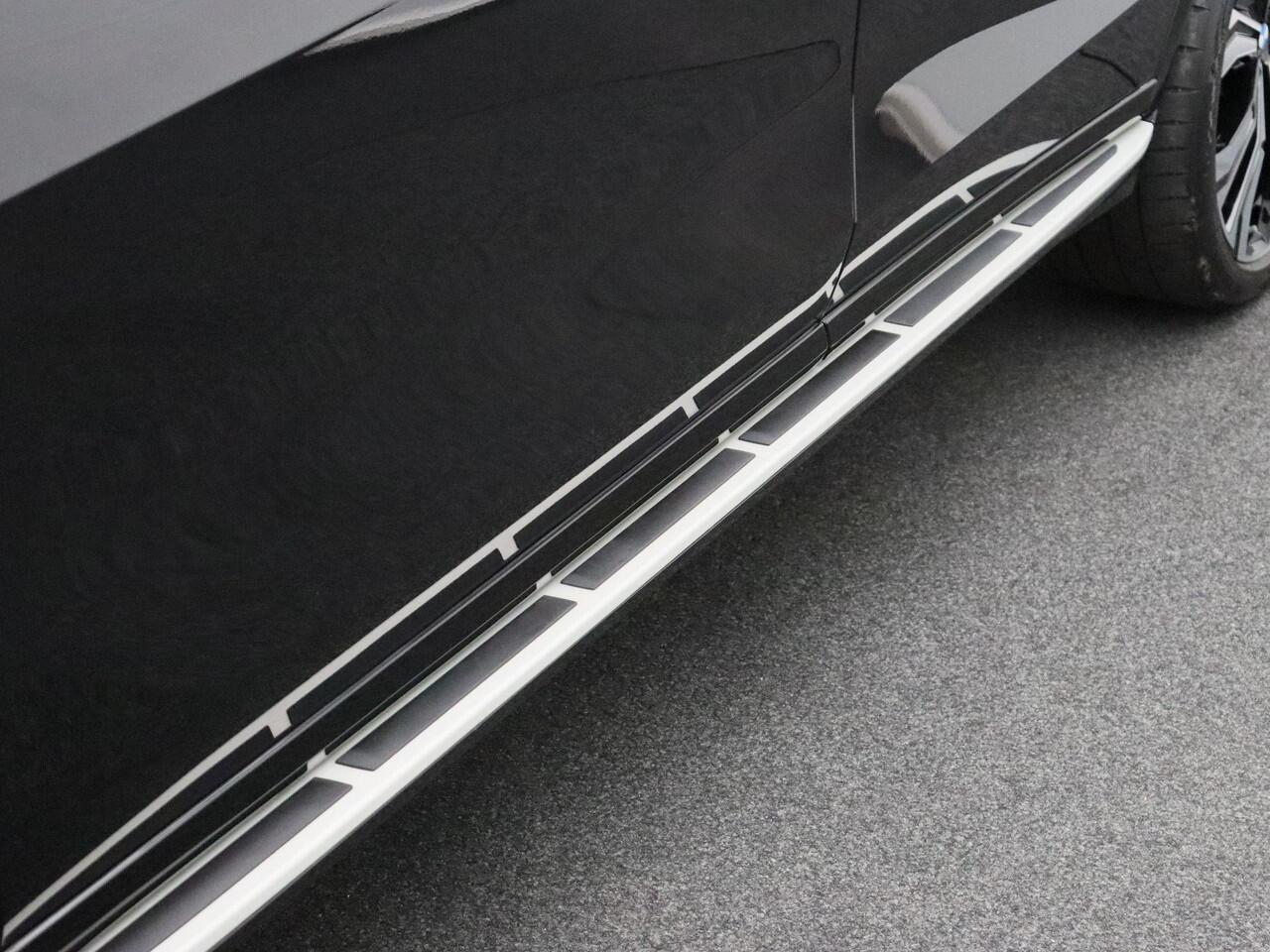 BMW X7 xDrive40i M Sportpakket | Panoramadak Sky Lounge | Trekhaak | Harman/Kardon | Driving Assist Prof. | 23''