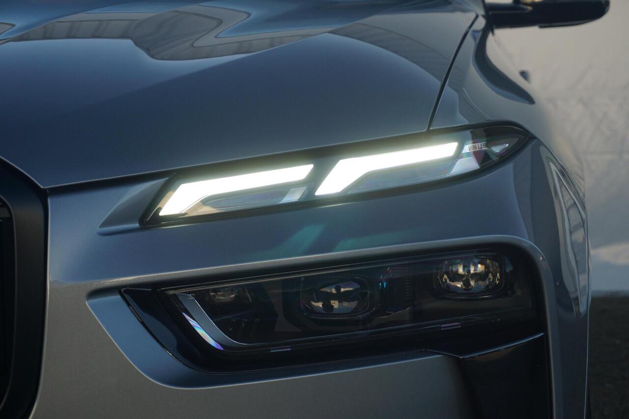 BMW X7 xDrive40i M Sportpakket Pro | Comfort Pack | Exclusive Pack