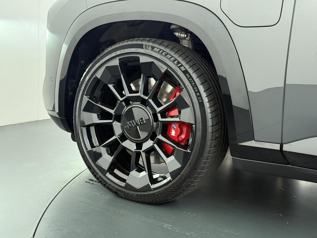 BMW XM PHEV 30 kWh NL Auto V8 Trekhaak 23" BTW Auto