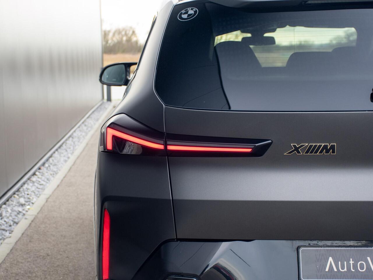 BMW XM PHEV 30 kWh | 653 pk | Bowers & Wilkins | Stoelmassage | Softclose | Trekhaak | 23"