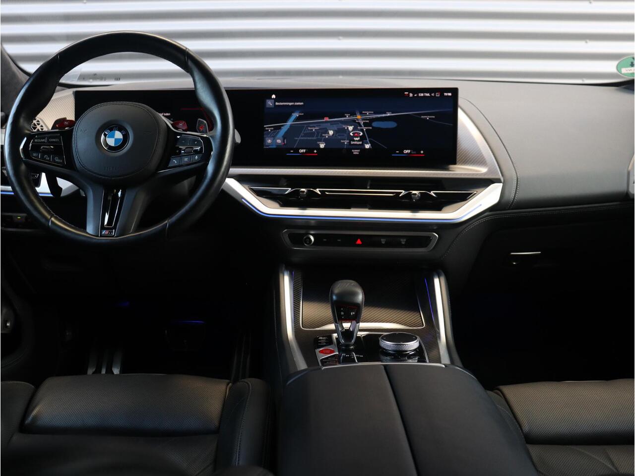 BMW XM | High Executive | Bowers & Wilkins | Driving Assistant Prof. | Soft Close | Trekhaak | Massage | Stoelventilatie | 23'' LMV