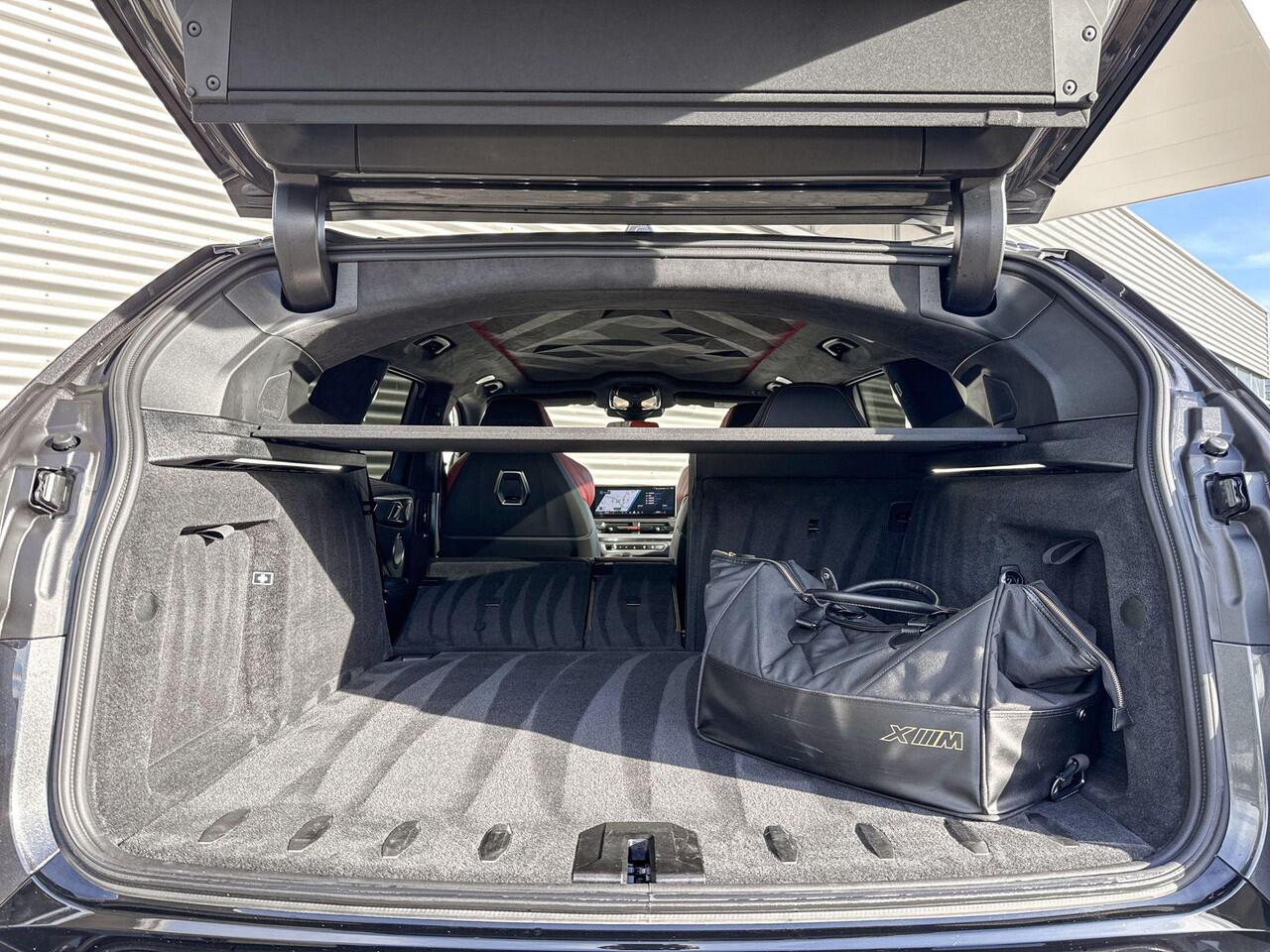 BMW XM PHEV Label Red 30 kWh Individual Gun Metal II | Bowers & Wilkins | Massage | Trekhaak