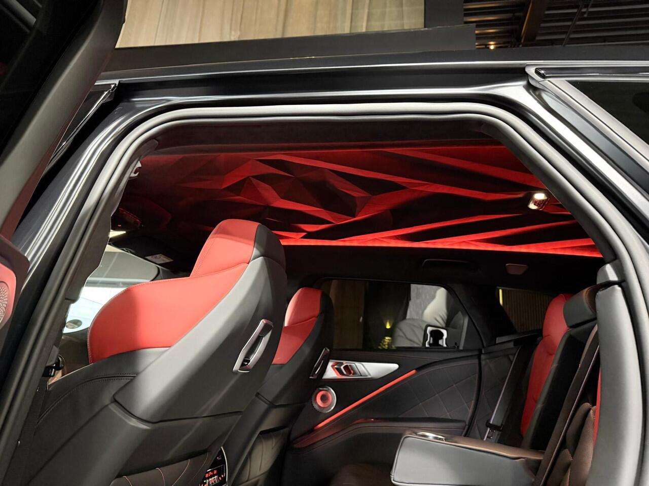 BMW XM PHEV Label Red 30 kWh