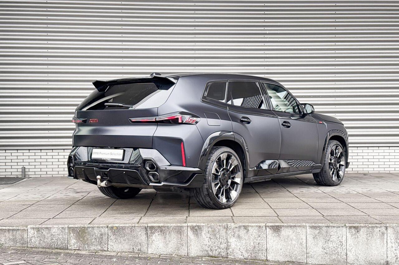 BMW XM PHEV Label Red 30 kWh