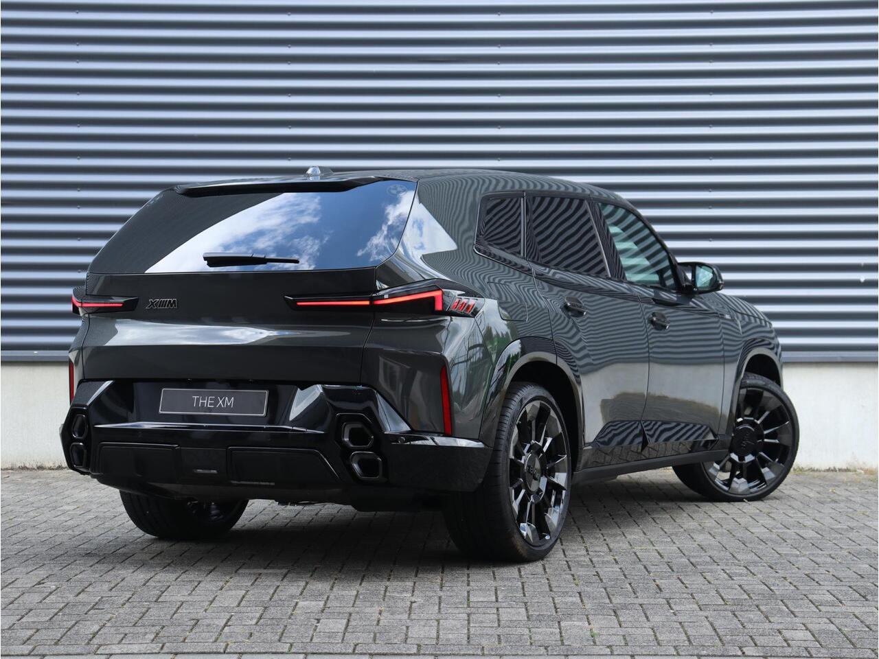 BMW XM 50e | Bowers & Wilkins | Driving Assistant Prof. | Trekhaak | Soft-Close | Stoelventilatie | Massagestoelen | 23'' LMV