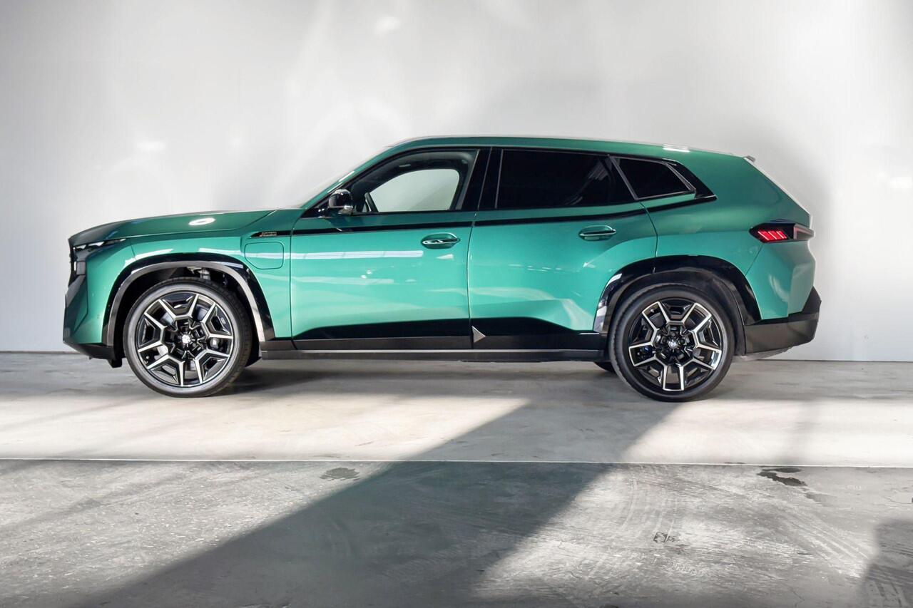 BMW XM PHEV