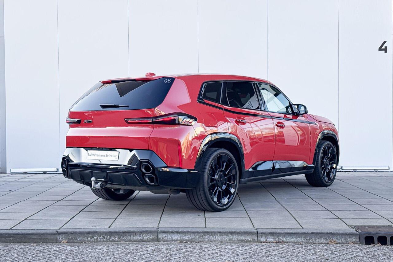 BMW XM PHEV 50e M Carbon interieur afwerking / Trekhaak Elektrisch / Driving Assistant Prof / 23inch / Comfort Acces / Shadowline / Harman en Kardon Audio