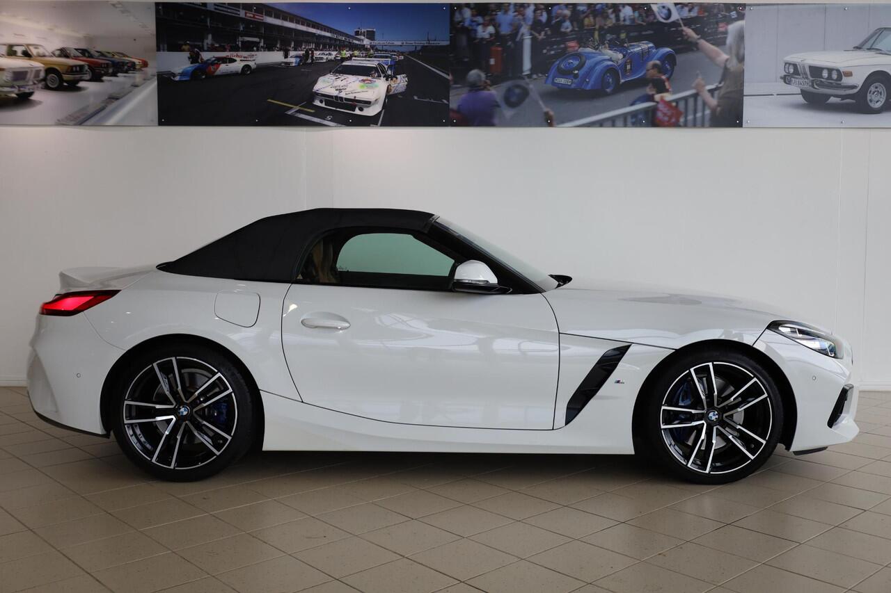 BMW Z4 Roadster sDrive20i High Executive | M Sport | Parking Pack | Comfort Access | Adaptieve LED koplampen