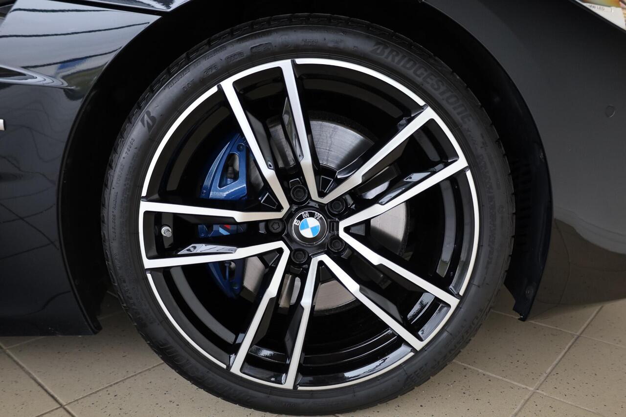 BMW Z4 M40i | High Executive Edition | M Sport Plus | Safety-pack | Achteruitrijcamera | head-up display | Stoelverwarming