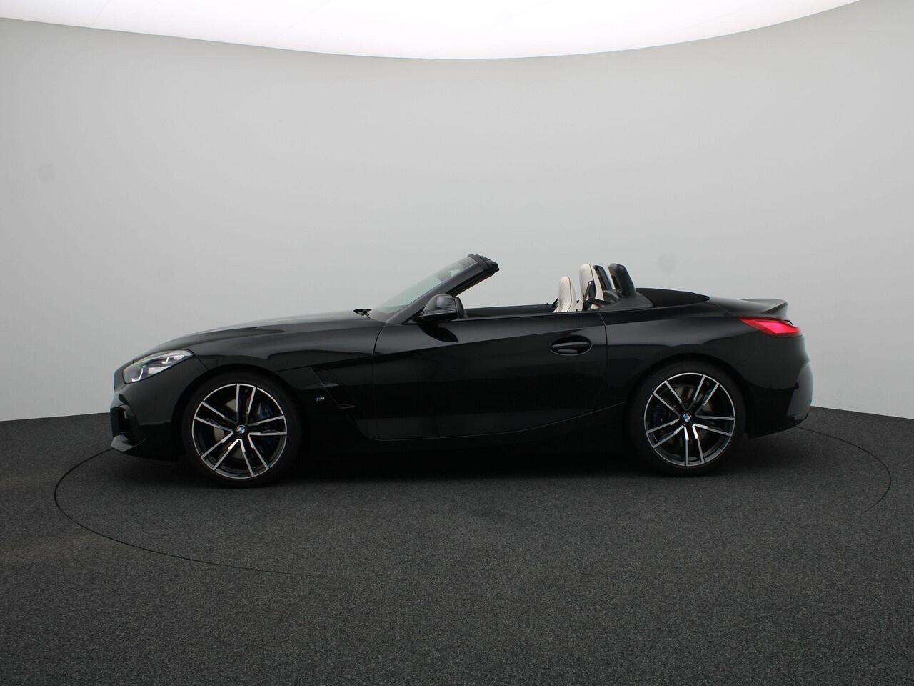 BMW Z4 Roadster sDrive30i Executive | M Sport Plus Pack | Parking Pack | Stuurwielrand Verwarmd | Elektrisch Verstelbare Voorstoelen | Head-Up Display |