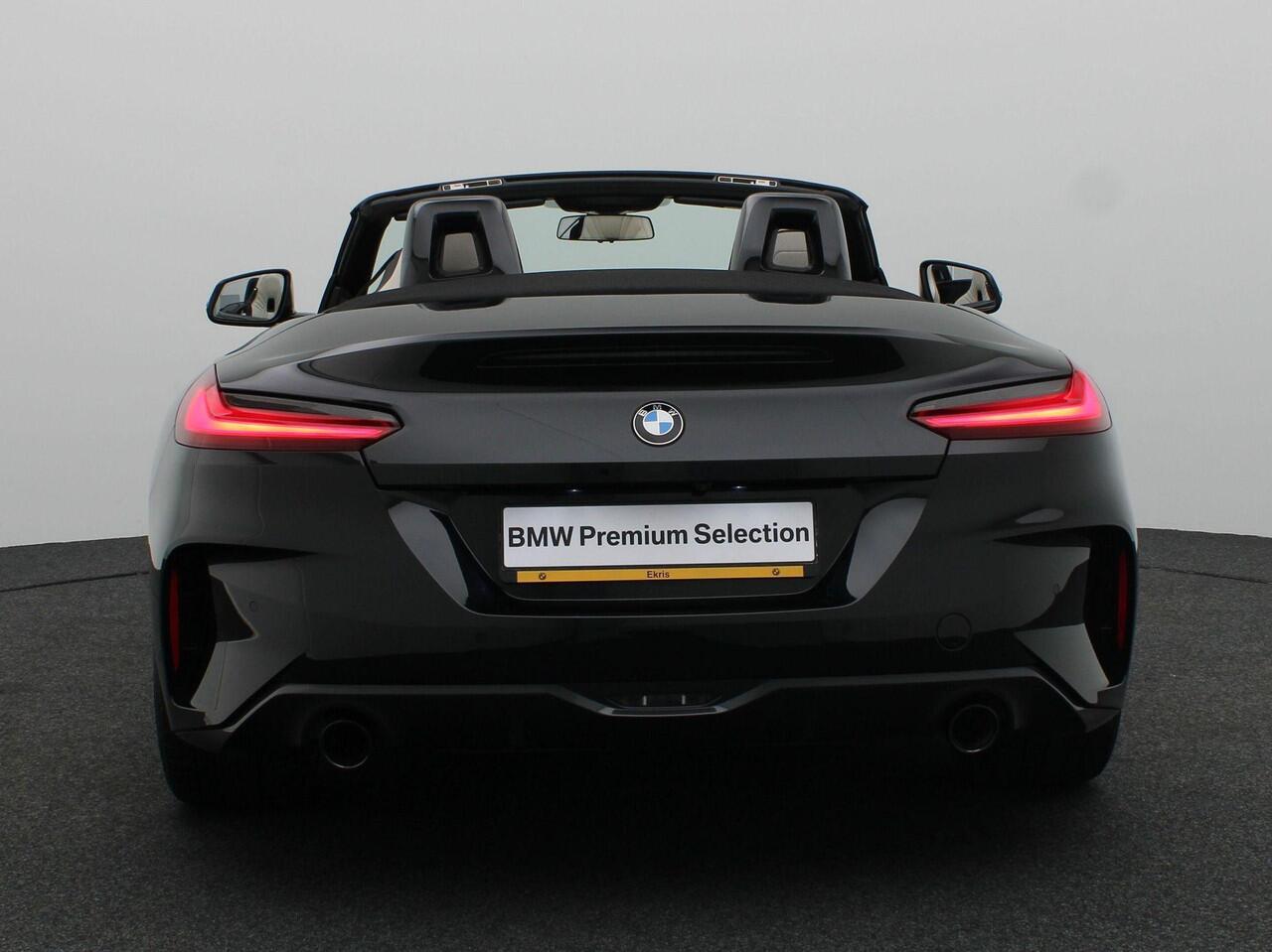 BMW Z4 Roadster sDrive30i Executive | M Sport Plus Pack | Parking Pack | Stuurwielrand Verwarmd | Elektrisch Verstelbare Voorstoelen | Head-Up Display |