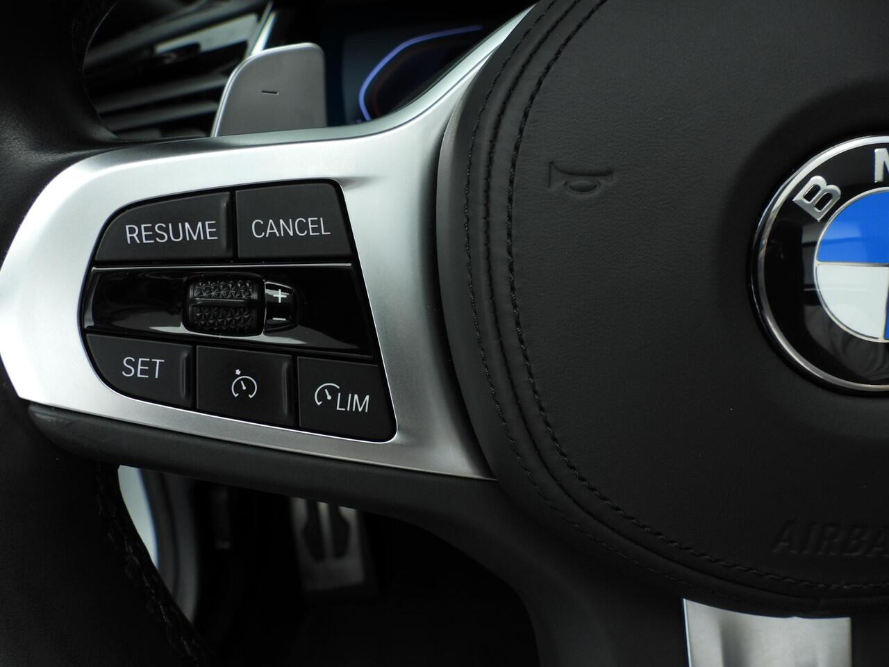 BMW Z4 Roadster sDrive30i | M-Sportpakket | LED | Leder | Navigatie | Windscherm | Stoelverwarming | DAB | Hifi speakers | Alu 18 inch