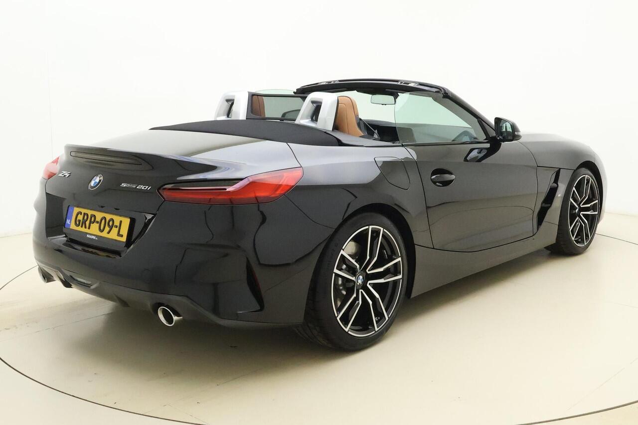 BMW Z4 Roadster sDrive20i High Executive 197pk | Automaat | M-Sport | Lederen Bekleding | Navigatie | Stoel-Stuurverwarming | Cruise Control Adaptief | Climate Control | Geheugenfunctie Best Stoel