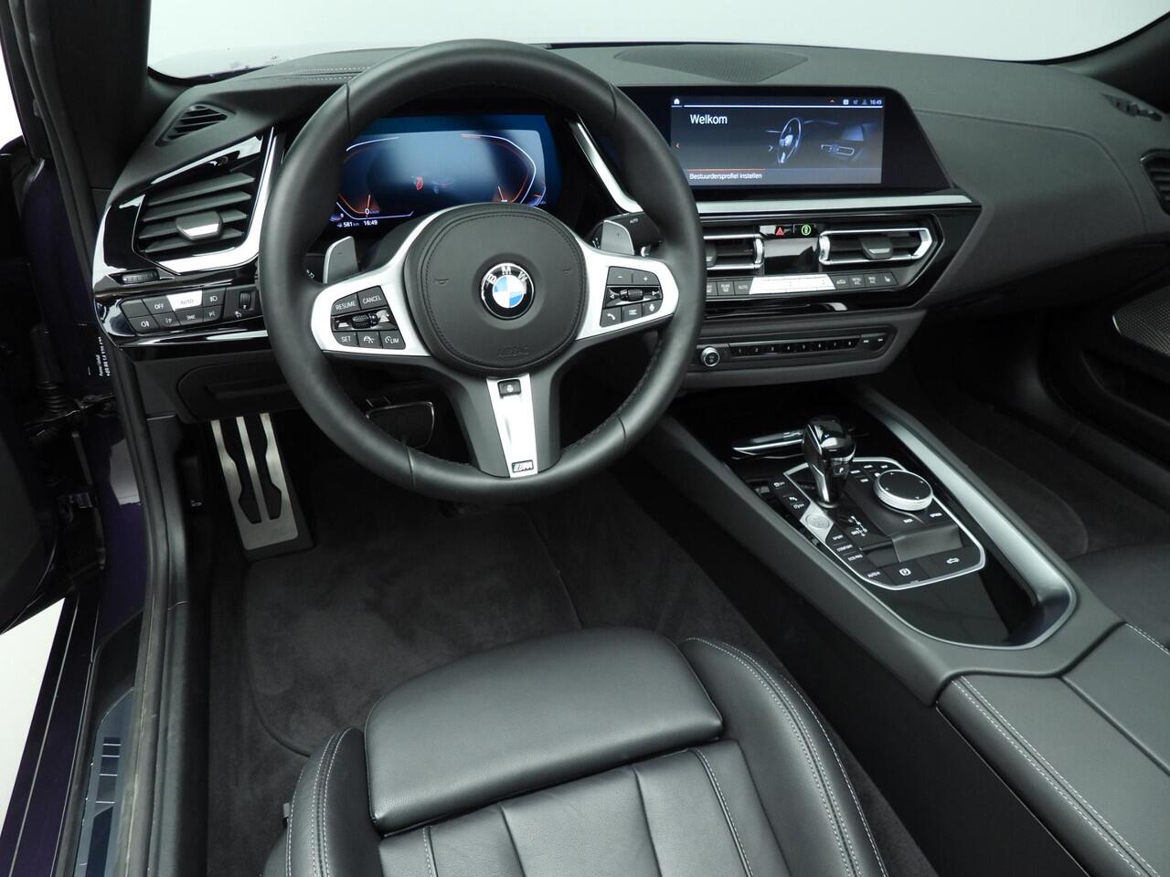 BMW Z4 Roadster sDrive20i | M-Sportpakket | LED | Leder | HUD | Stoelverwarming | Active cruise | Keyles go | DAB | Harman-kardon sound | Alu 18 inch