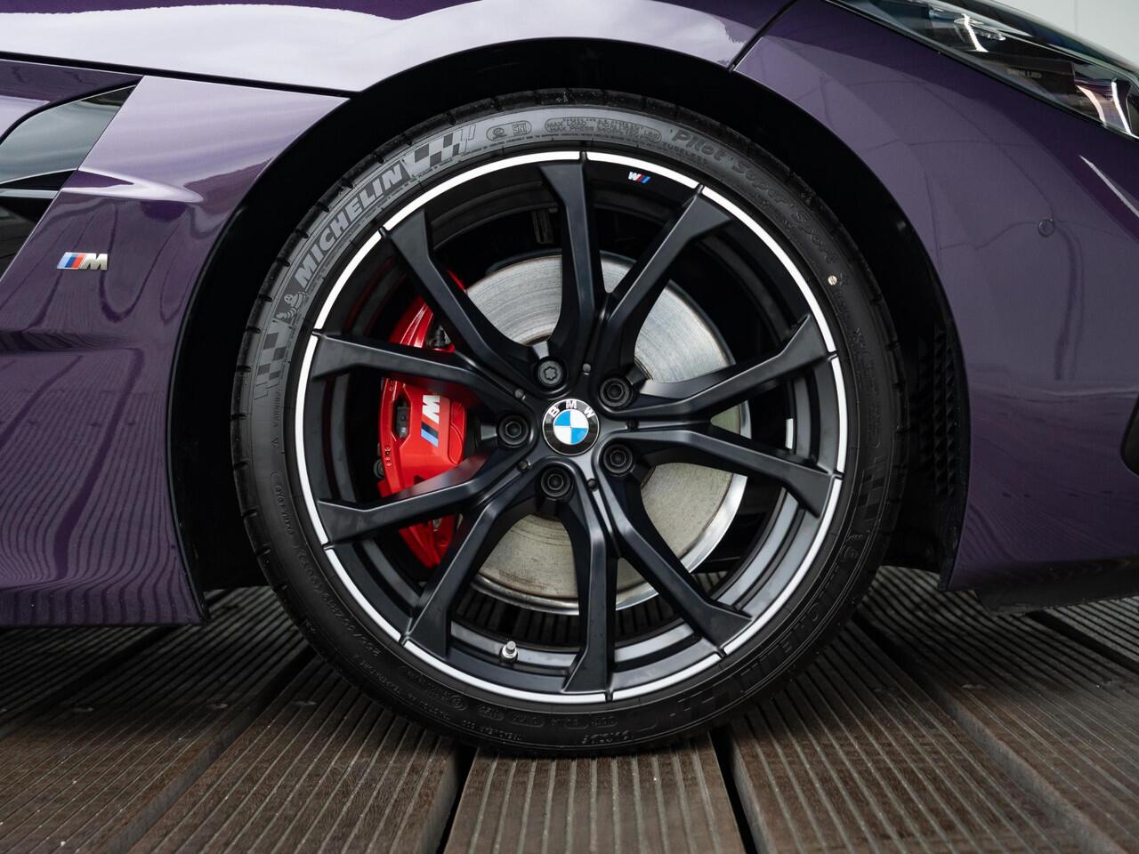 BMW Z4 Roadster M40i | High Executive | Parking Pack | Harman Kardon | Verwarmd Stuurwiel | Comfort Access | Achteruitrijcamera | Stoelverwarming | Head-Up Display